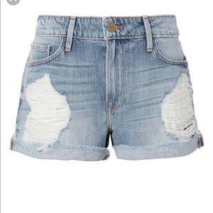 Frame Le Grand Garçon Short distresses